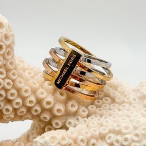 ⚜️ MICHAEL KORS ⚜️ Tri-tone Gold/Silver/Rose Gold Women's Ring Size 8